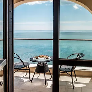 Апартаменты Cabacum Plaza Beach - High-speed Wifi, Золотые Пески